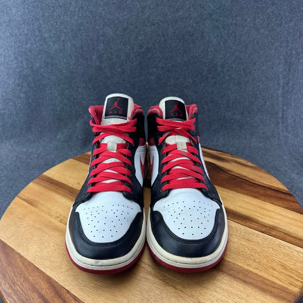 VNDS Air Jordan 1 Mid Gym Red Mens Size 9.5 Shoes Black Toe Sneakers 554724-122